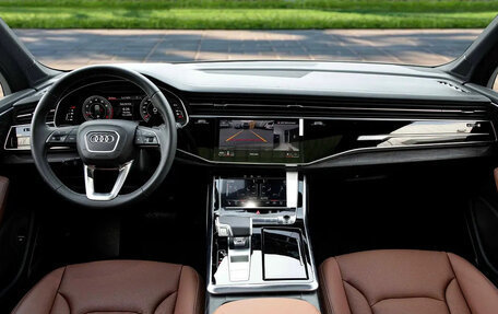 Audi Q7, 2025 год, 12 800 000 рублей, 7 фотография