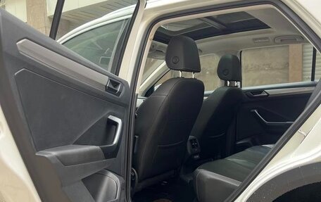 Volkswagen T-Roc I, 2022 год, 1 450 000 рублей, 7 фотография