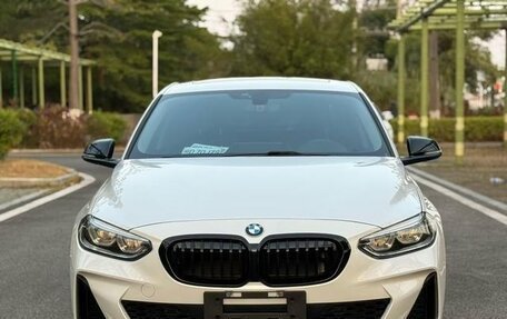 BMW 1 серия, 2021 год, 1 745 000 рублей, 2 фотография