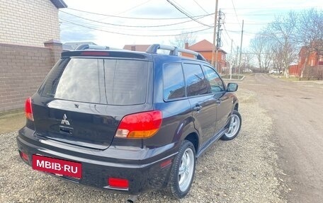 Mitsubishi Outlander III рестайлинг 3, 2002 год, 680 000 рублей, 4 фотография