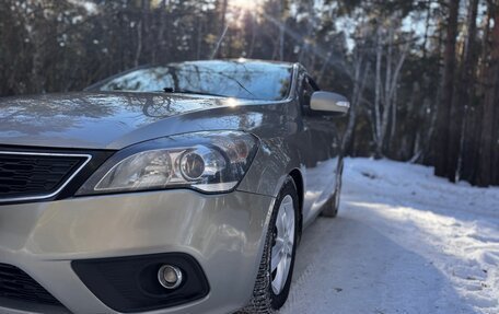 KIA cee'd I рестайлинг, 2011 год, 800 000 рублей, 3 фотография