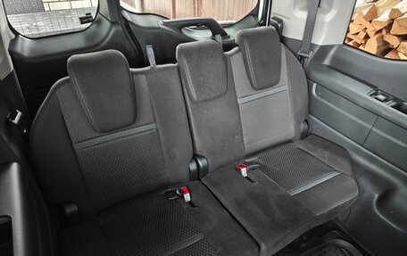 Honda Stepwgn IV, 2018 год, 2 590 000 рублей, 7 фотография