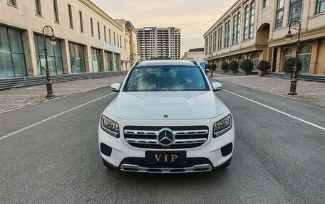 Mercedes-Benz GLB, 2020 год, 2 200 009 рублей, 2 фотография