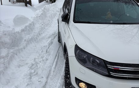 Volkswagen Tiguan I, 2013 год, 1 400 000 рублей, 23 фотография