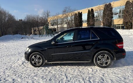 Mercedes-Benz M-Класс, 2011 год, 1 700 000 рублей, 7 фотография