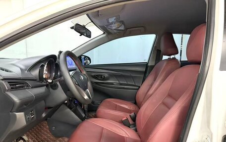 Toyota Yaris, 2022 год, 1 150 000 рублей, 8 фотография