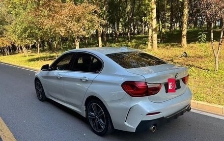 BMW 1 серия, 2022 год, 1 720 000 рублей, 5 фотография