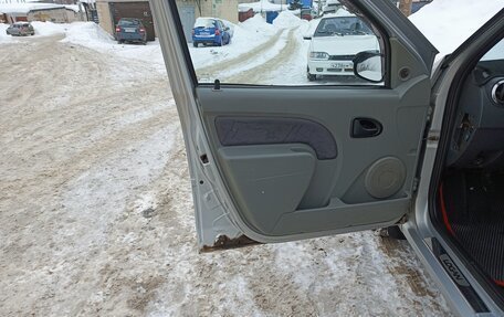 Renault Logan I, 2006 год, 310 000 рублей, 13 фотография