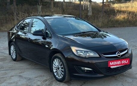 Opel Astra J, 2013 год, 800 000 рублей, 6 фотография