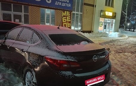 Opel Astra J, 2013 год, 800 000 рублей, 19 фотография