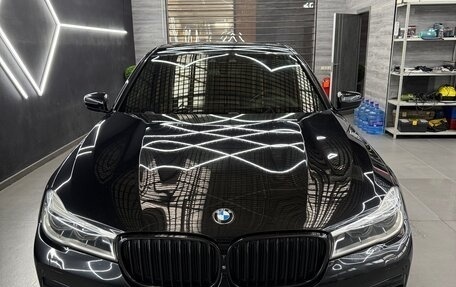 BMW 7 серия, 2017 год, 3 530 000 рублей, 3 фотография