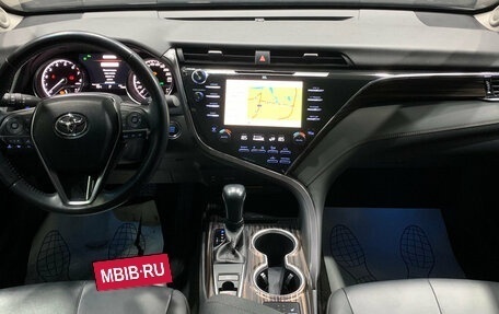 Toyota Camry, 2020 год, 3 150 000 рублей, 9 фотография