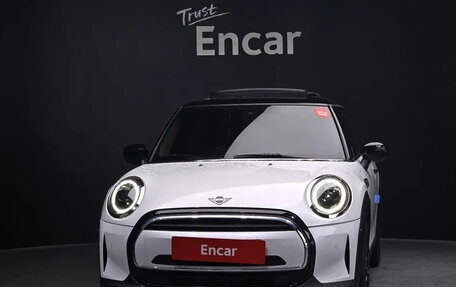 MINI Hatch, 2022 год, 1 750 000 рублей, 2 фотография