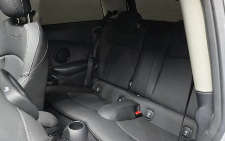 MINI Hatch, 2022 год, 1 750 000 рублей, 7 фотография