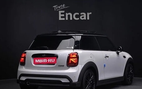 MINI Hatch, 2022 год, 1 750 000 рублей, 3 фотография