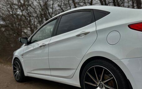 Hyundai Solaris II рестайлинг, 2016 год, 750 000 рублей, 3 фотография