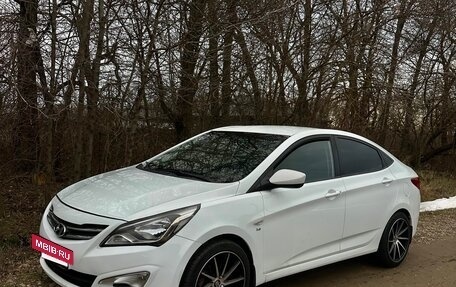 Hyundai Solaris II рестайлинг, 2016 год, 750 000 рублей, 2 фотография