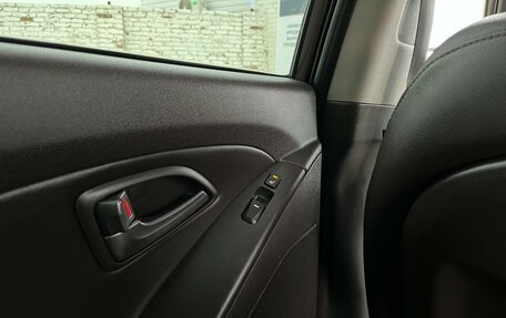 Hyundai ix35 I рестайлинг, 2013 год, 1 375 000 рублей, 22 фотография