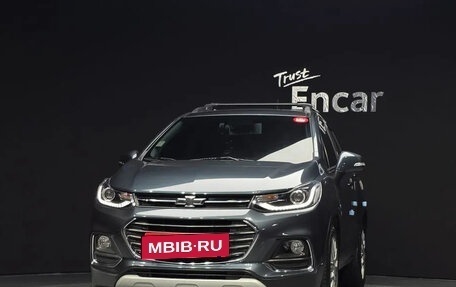 Chevrolet Trax, 2022 год, 1 100 000 рублей, 2 фотография