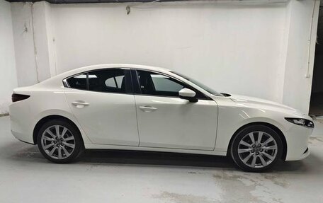 Mazda 3, 2022 год, 1 410 000 рублей, 7 фотография