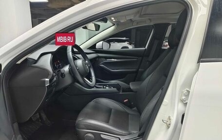 Mazda 3, 2022 год, 1 410 000 рублей, 8 фотография