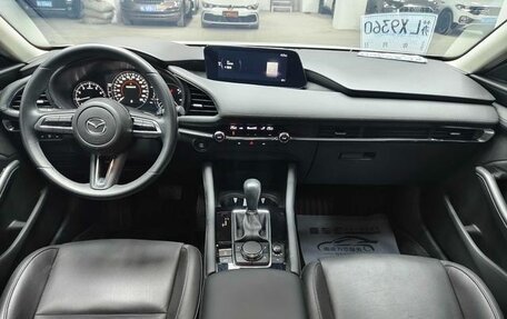 Mazda 3, 2022 год, 1 410 000 рублей, 12 фотография