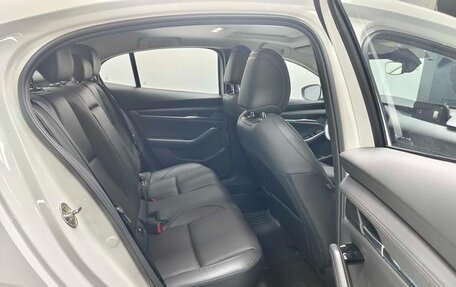 Mazda 3, 2022 год, 1 410 000 рублей, 11 фотография