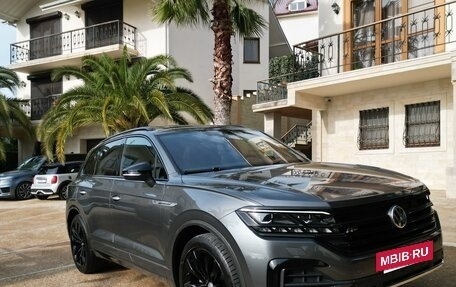 Volkswagen Touareg III, 2020 год, 6 000 000 рублей, 4 фотография