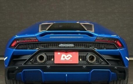 Lamborghini Huracán, 2024 год, 31 000 000 рублей, 7 фотография