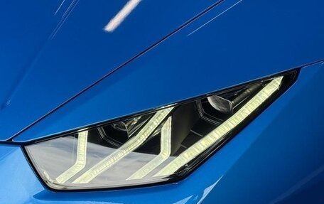 Lamborghini Huracán, 2024 год, 31 000 000 рублей, 15 фотография