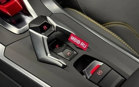 Lamborghini Huracán, 2024 год, 31 000 000 рублей, 16 фотография