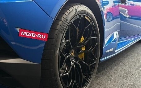 Lamborghini Huracán, 2024 год, 31 000 000 рублей, 27 фотография