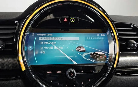 MINI Clubman, 2022 год, 1 690 000 рублей, 11 фотография