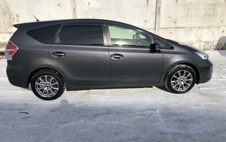 Toyota Prius Alpha I (ZVW40/41), 2018 год, 1 530 000 рублей, 6 фотография