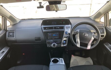 Toyota Prius Alpha I (ZVW40/41), 2018 год, 1 530 000 рублей, 11 фотография