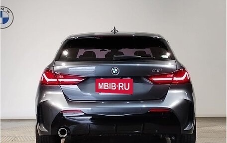 BMW 1 серия, 2020 год, 1 460 000 рублей, 5 фотография