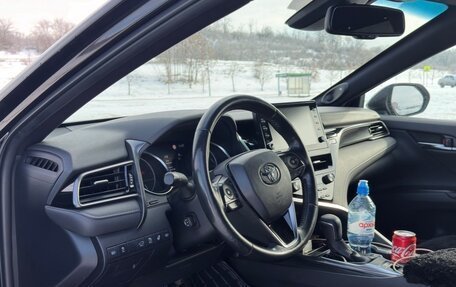 Toyota Camry, 2021 год, 2 900 000 рублей, 7 фотография