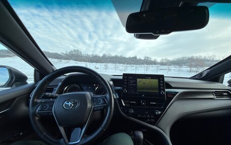 Toyota Camry, 2021 год, 2 900 000 рублей, 8 фотография