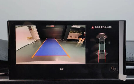 Audi A4, 2022 год, 2 600 000 рублей, 13 фотография