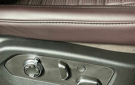 Cadillac Escalade V, 2022 год, 13 999 000 рублей, 23 фотография