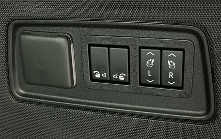 Cadillac Escalade V, 2022 год, 13 999 000 рублей, 26 фотография