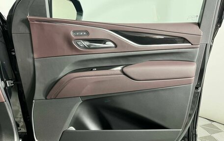 Cadillac Escalade V, 2022 год, 13 999 000 рублей, 21 фотография