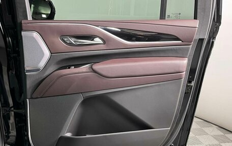 Cadillac Escalade V, 2022 год, 13 999 000 рублей, 32 фотография