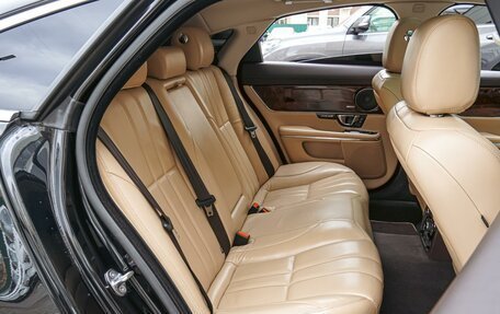 Jaguar XJ IV (X351), 2015 год, 1 890 000 рублей, 7 фотография