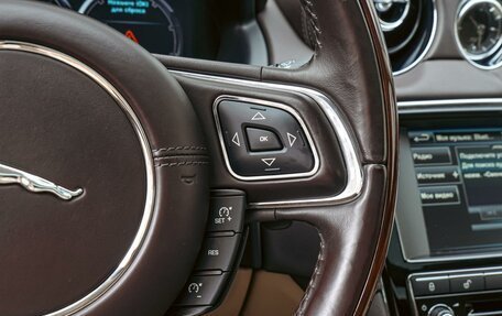 Jaguar XJ IV (X351), 2015 год, 1 890 000 рублей, 20 фотография