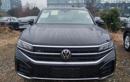 Volkswagen Touareg III, 2025 год, 8 300 000 рублей, 2 фотография