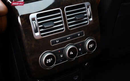 Land Rover Range Rover IV рестайлинг, 2017 год, 5 300 000 рублей, 23 фотография