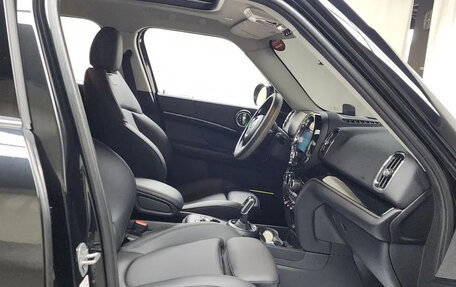 MINI Countryman II (F60), 2022 год, 1 990 000 рублей, 6 фотография