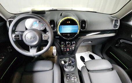 MINI Countryman II (F60), 2022 год, 1 990 000 рублей, 8 фотография