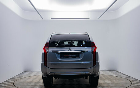 Mitsubishi Pajero Sport III рестайлинг, 2019 год, 3 540 000 рублей, 4 фотография